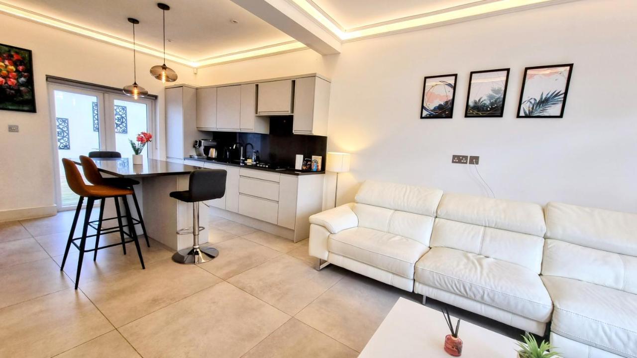 Surbiton Luxury Garden House 19 Villa Bagian luar foto