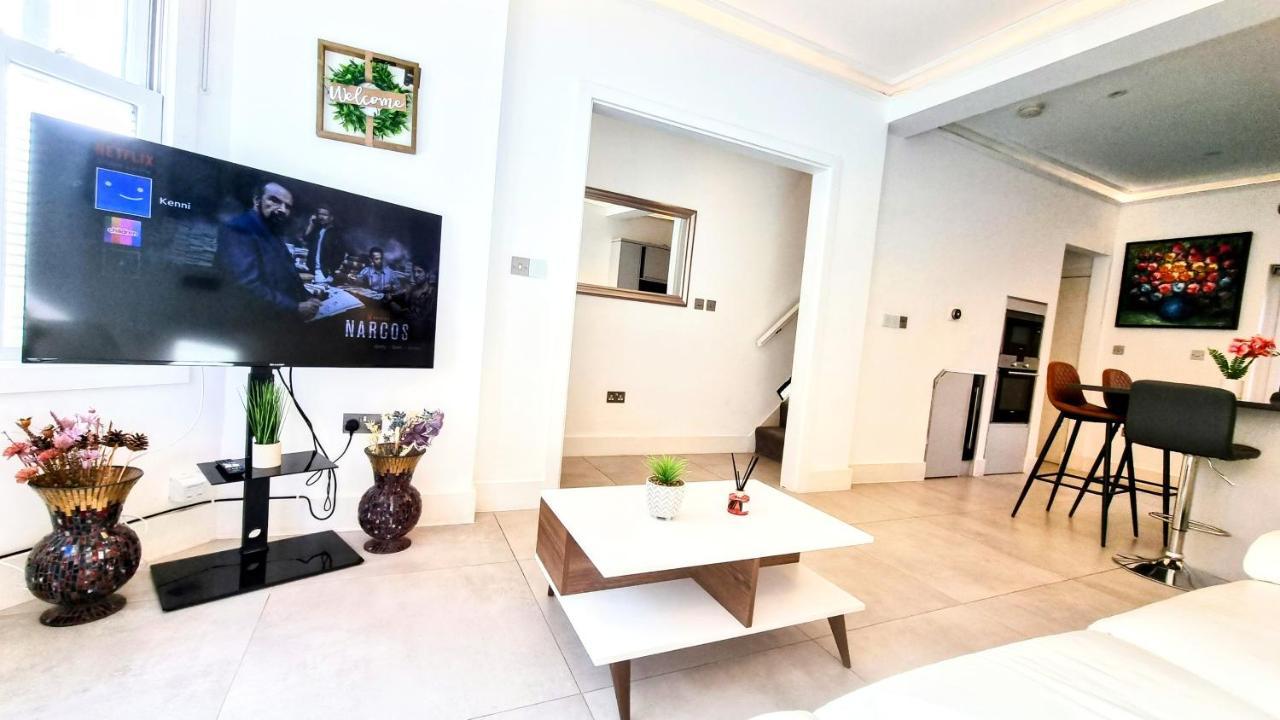 Surbiton Luxury Garden House 19 Villa Bagian luar foto